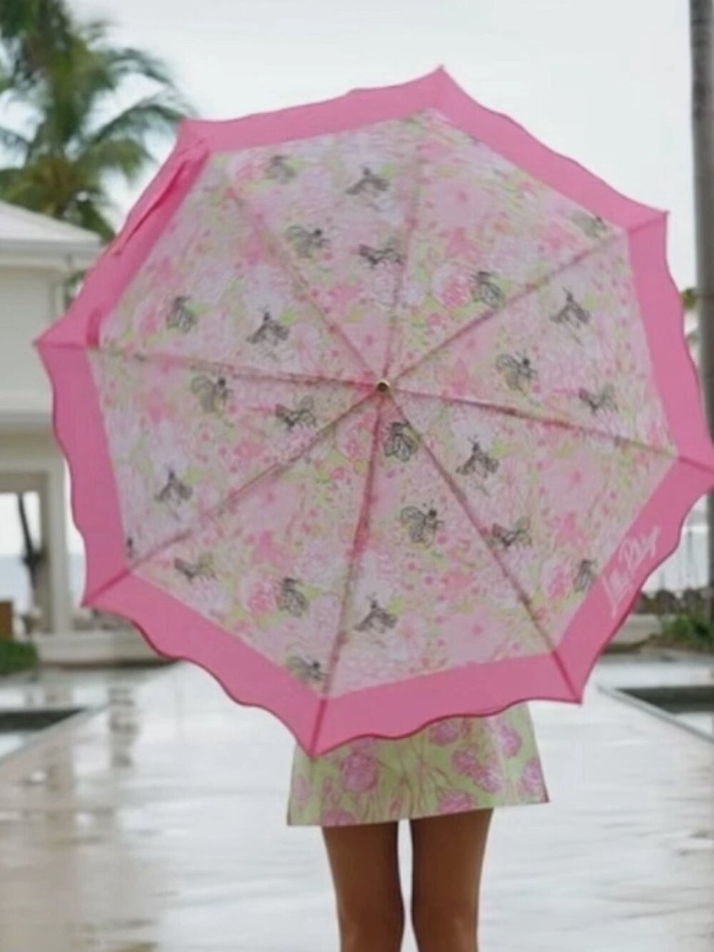 NWT Lilly Pulitzer Printed Travel Umbrella In Pistachio Macaron Bees Knees - Picture 2 of 5